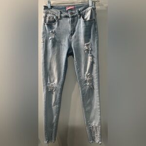Light Blue Distressed “Bamboo” Junior Jeans Size 7